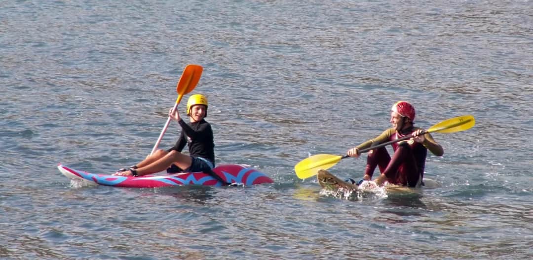 Jak trzymać wiosło kajak, aby uniknąć zmęczenia i poprawić technikę